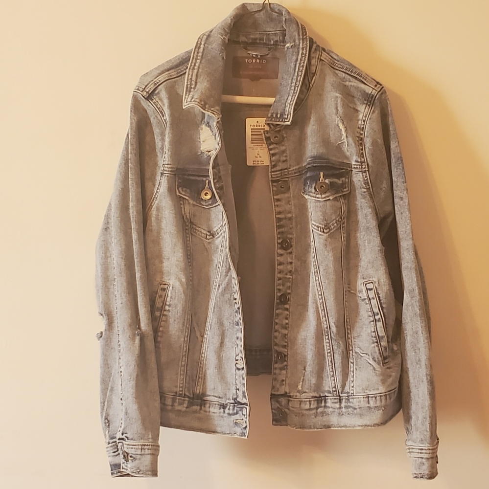 Jean jacket distressed